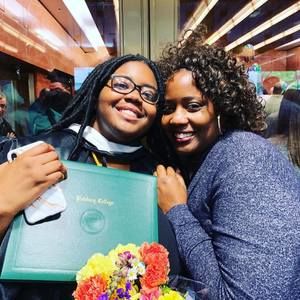 Meet your Posher, Latressa